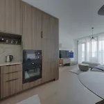 Eurovea Tower With Free Parking براتسيلافا