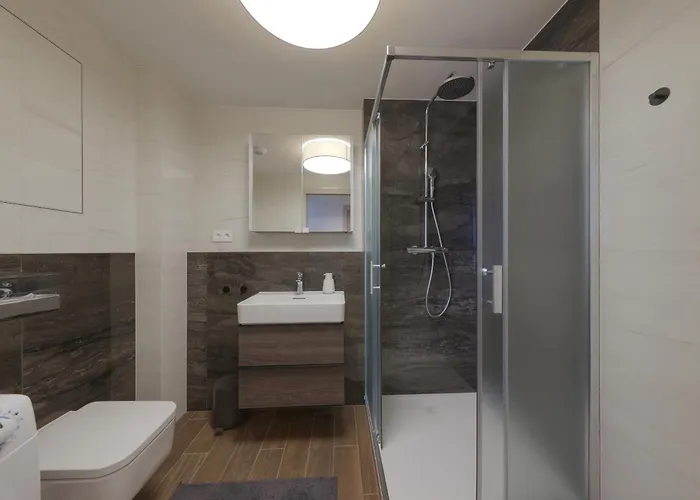 Eurovea Tower With Free Parking Appartement Bratislava